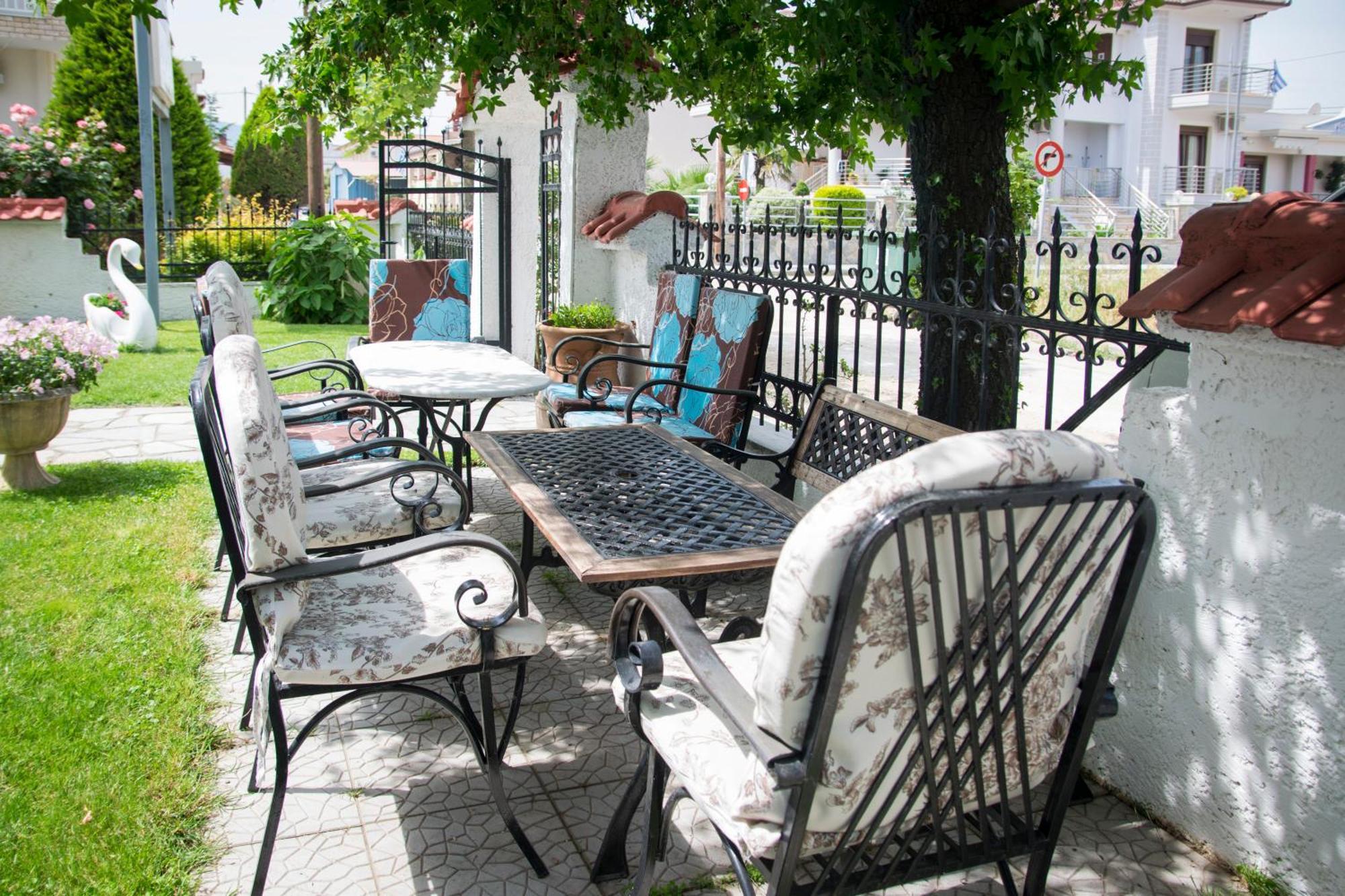 Athanasia Inn Nea Vrasna Exterior photo
